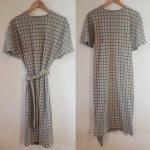 Patterned column dress with belt